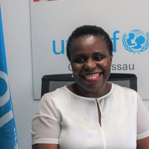 Etona Ekole